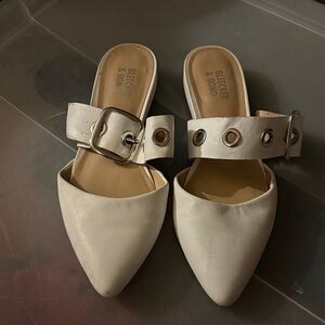 Bleeker & Bond White Women's Mules with Buckle Detail